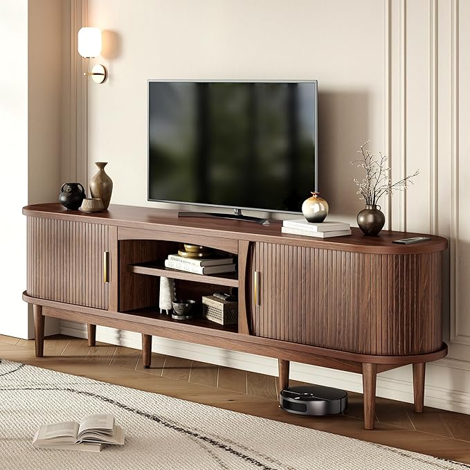 Decofy Mid Century TV Stand for TVs up to 90 Inches, Entertainment Center with Storage, Power Outlet, Fluted Sliding Doors & Adjustable Shelves, Modern Media TV Console Table for Living Room (Walnut)