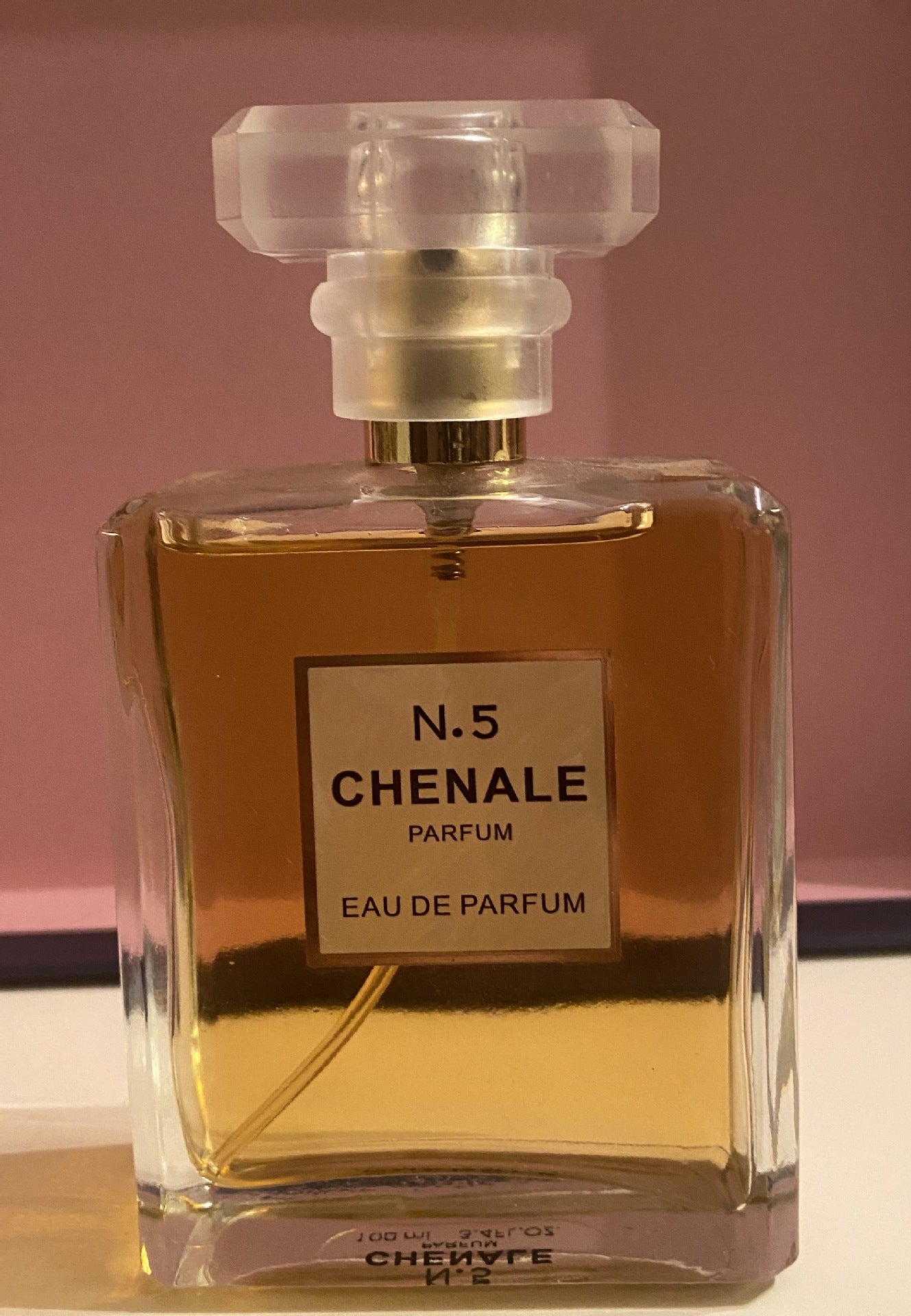 人気レッドバカラローズウードパフューム70ml（卸売）