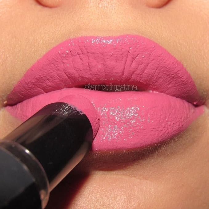 wet n wild Silk Finish Lipstick, Hydrating Rich Buildable Lip Color, Formulated with Vitamins A,E, & Macadamia for Ultimate Hydration, Cruelty-Free & Vegan - In The Near Fuchsia (Pack of 2)