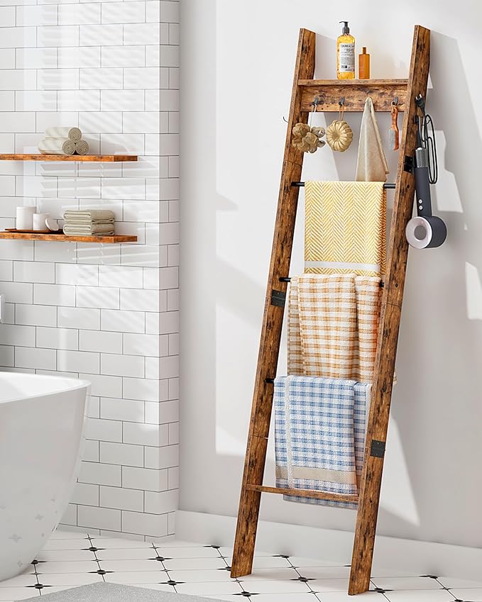 CHOEZON 5-Tier Blanket Ladder, Wooden Blanket Display Rack, Towel Ladder with Hooks, Wall Leaning Display Shelf, for Living Room, Bedroom, Balcony, Rustic Brown and Black MCJ02FG