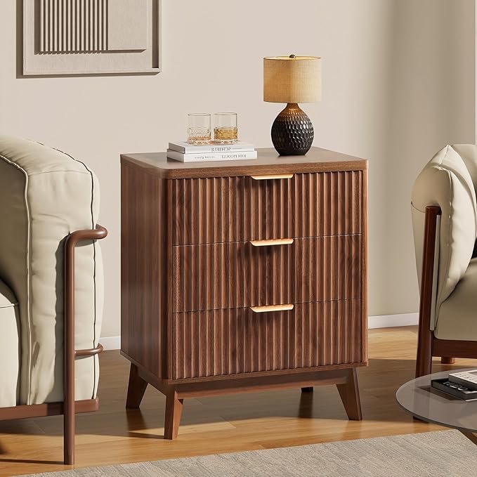 LYNCOHOME Fluted Nightstand with 3 Drawers, Modern Wood Chest of Bedside Table with Curved Profile, Fluted Dresser Organizer for Bedroom,Walnut