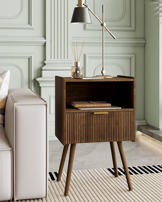 Veegle Nightstand,Modern Bedside Table with Storage Drawer and Open Wood Shelf, Accent Night Stand with Solid Wood Legs for Living Room, Bedroom and Small Spaces,Easy Assembly (Walnut Brown)