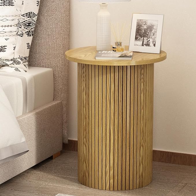 Wnutrees Round Fluted End Table, Small Accent Pedestal Side Table, Wood Fluted Nightstand Bedside Table for Living Room, Handcrafted Finish, Natural