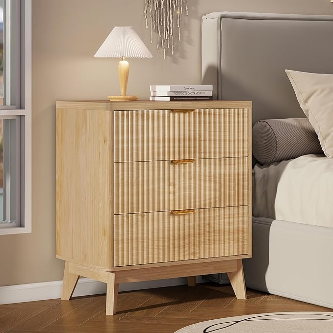 LYNCOHOME Fluted Night Stand with 3 Drawers, Modern Wood Chest of Bedside Table with Curved Profile, Fluted Dresser Organizer for Bedroom