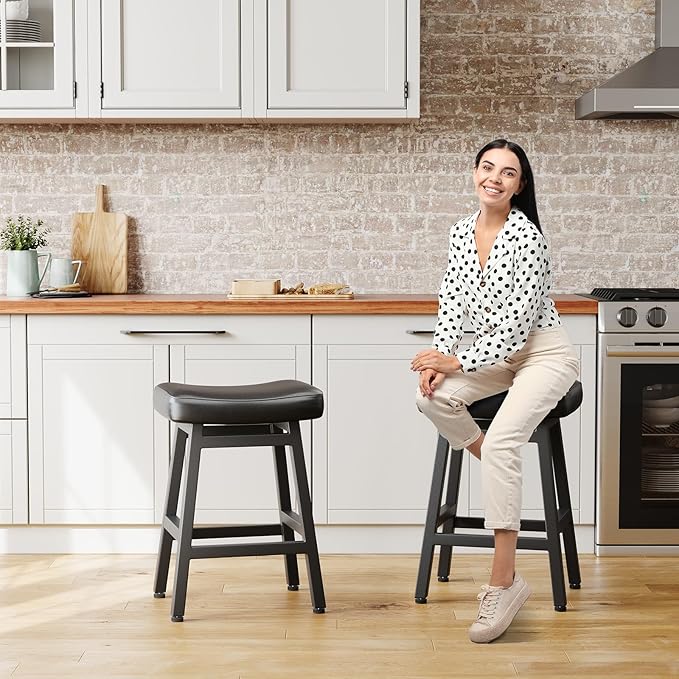 Raynesys Counter Height Bar Stools Set of 3, 24 Inch Barstools for Kitchen Counter, Kitchen Stools with Bonded Leather Saddle Seats & Heavy Duty Metal Legs, Easy Assembly, Gray/White