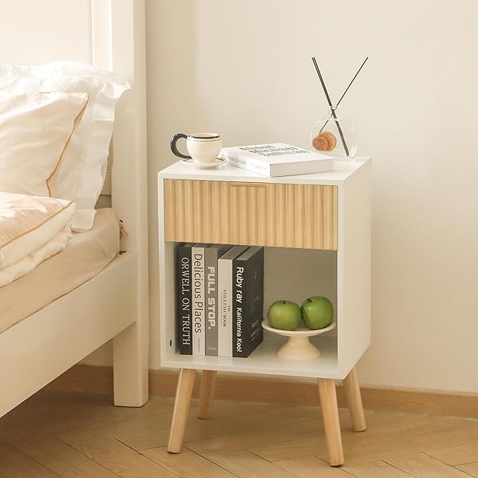 Fultyle Nightstand, Modern Bedside Table with Drawer and Open Shelf, Fluted Night Stand with Solid Wood Legs for Bedroom, Living Room, Office (White Oak)