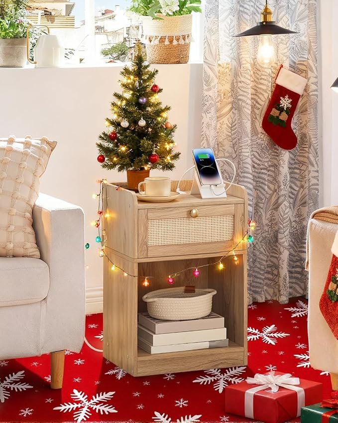 CHOEZON Nightstand with Charging Station, Side Table with Rattan-Style Drawer and Storage Shelf, Modern Rattan Night Stand with 2 USB Ports, Boho End Table Bedside Table for Bedroom, Natural MBZ01UWO