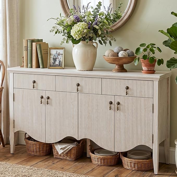 FUSUNBAO 57-Inch Sideboard Buffet Cabinet with 3 Drawers and 4 Doors, Vintage Fluted Sideboard with Scalloped Base, Vintage Storage Cabinet for Dining Room, Organic Modern Accent Cabinet, White Oak