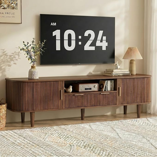 Mid Century TV Stand for TVs Up to 70 Inch, Fluted Media Console with Tambour Sliding Door, Solid Wood Entertainment Center with Storage for Living Room Bedroom Office(Walnut)
