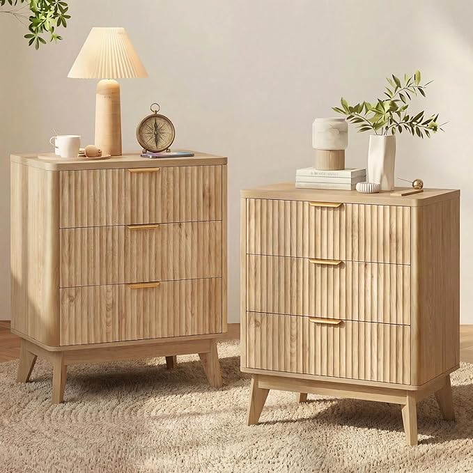 LYNCOHOME Fluted Nightstand Set of 2, Wood Bedside Table with 3 Drawers, Modern Farmhouse Storage End Table for Bedroom, Natural