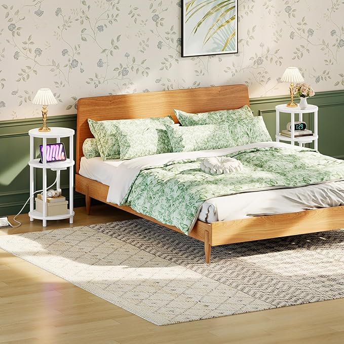 HOOBRO Small Round Side Table with Charging Station, 3-Tier Round Bamboo End Table, Compact Sofa Bedside Table for Small Space, Easy Assembly, for Living Room, Bedroom, Apartment, White WT152UBZ01