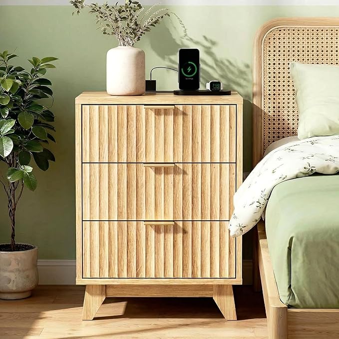 VINGLI Fluted Nightstand with Charging Station, 3 Drawer Nightstand Oak Modern Night Stand for Bedroom, Fluted Bedside Table/End Table/Side Table, 17.72" W*13.78" D*23.62" H, 1 pc