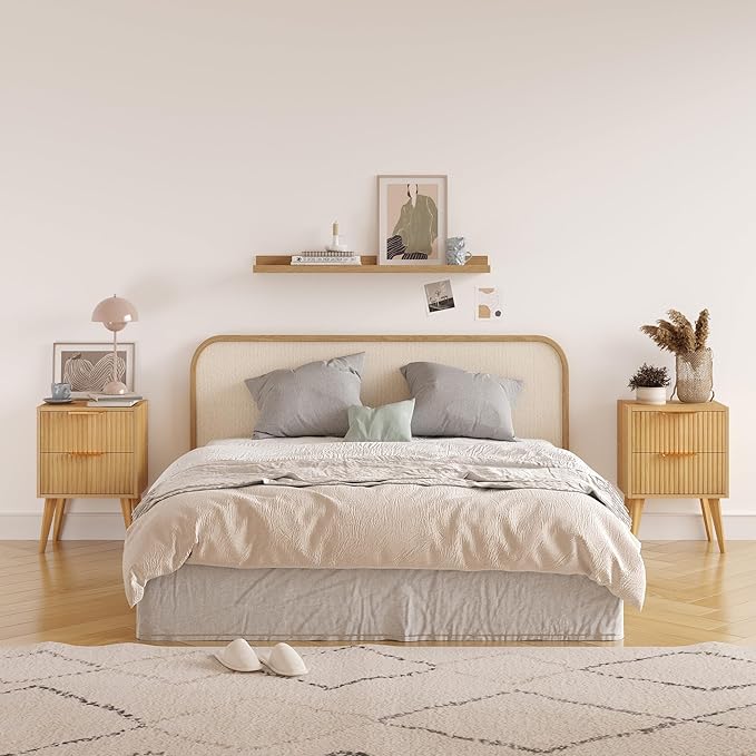 YAUKOMEL Fluted Nightstand,Small Bedside Table,Natural Wood Night Stand,Light Wood Side Table with Solid Wood Legs,End Table for Bedroom,Small Space 11.8" D x 15.7" W x 22.8" H Natural CTG55Y