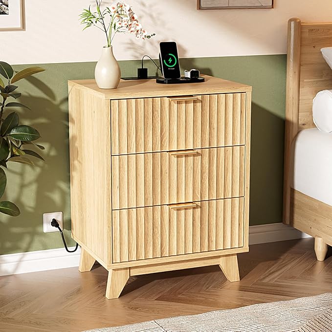 VINGLI Fluted Nightstand with Charging Station, 3 Drawer Nightstand Oak Modern Night Stand for Bedroom, Fluted Bedside Table/End Table/Side Table, 17.72" W*13.78" D*23.62" H, 1 pc