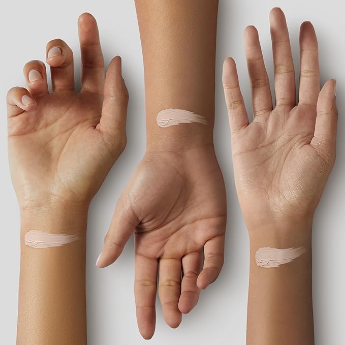 COVERGIRL Smoothers Hydrating Makeup Foundation,Classic Tan (packaging may vary), 1 Fl Oz (Pack of 1)