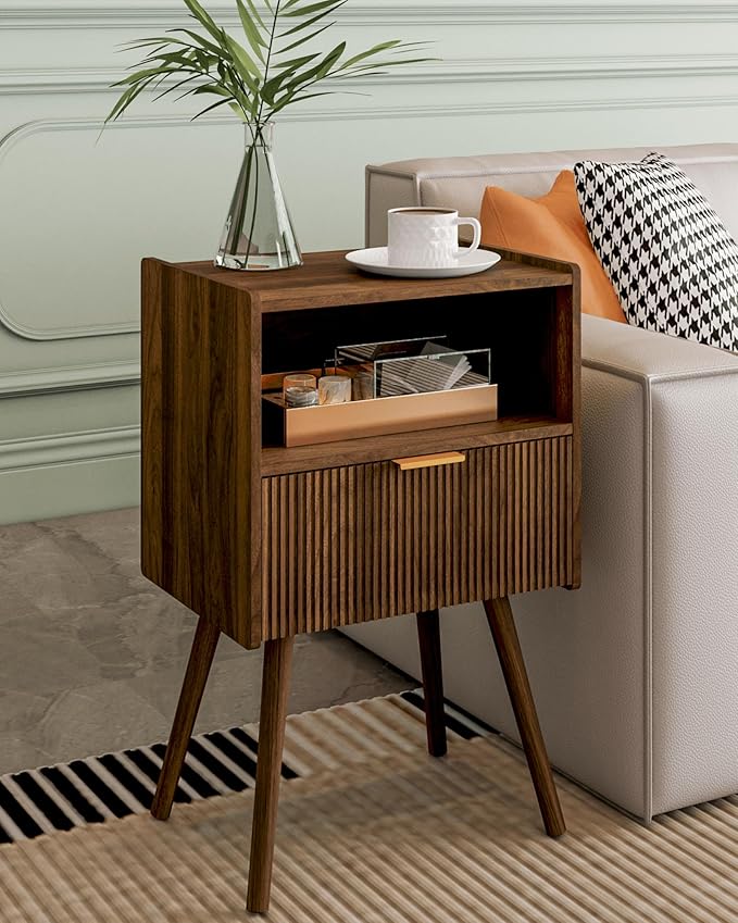 Veegle Nightstand,Modern Bedside Table with Storage Drawer and Open Wood Shelf, Accent Night Stand with Solid Wood Legs for Living Room, Bedroom and Small Spaces,Easy Assembly (Walnut Brown)