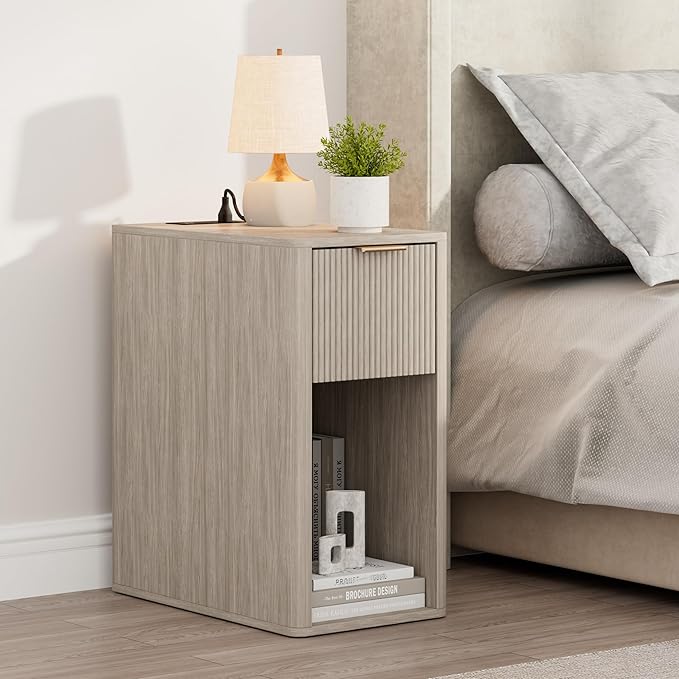 Homleke Narrow End Table with Fluted Drawer and Charging Station, Small Nightstand with USB Ports & Outlets, Bedside Table for Bedroom or Living Room, Modern Accent Table, Light Gray Oak