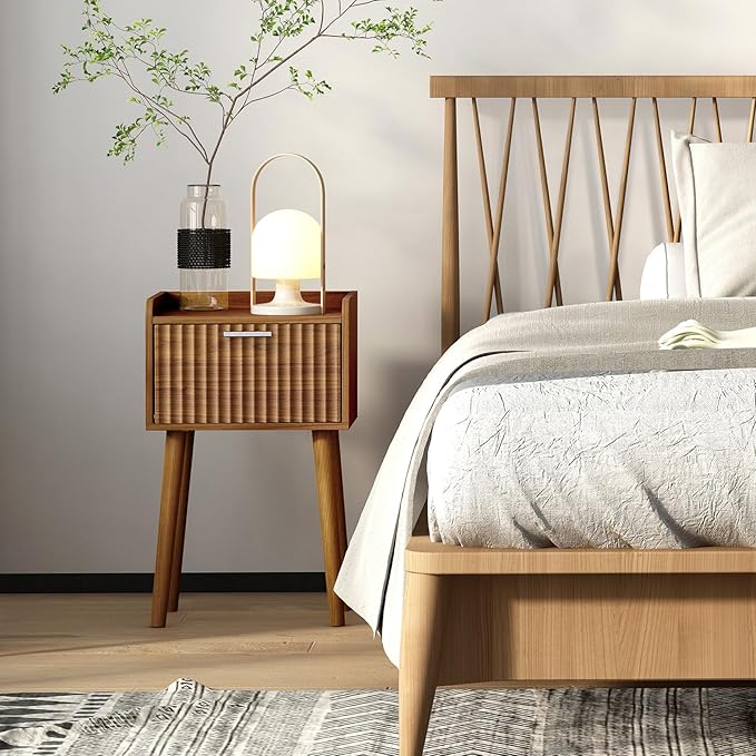LAATOOREE Small Nightstands Set of 2, Side End Table, Bedside Table with Fluted Door, Solid Wood Feet; for Bedroom, Small Bed