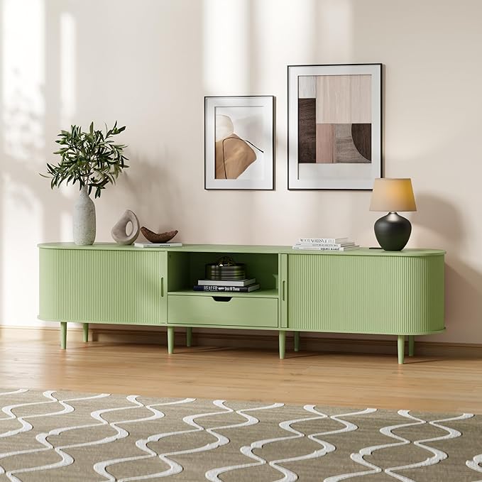 DHH 86.6" Fluted TV Stand with Power Outlet for TVs up to 90", TV Console with Adjustable Shelves and Sliding Door,Mid Century Modern Entertainment Center for Living Room,Bedroom (Green, 86.6Inch)