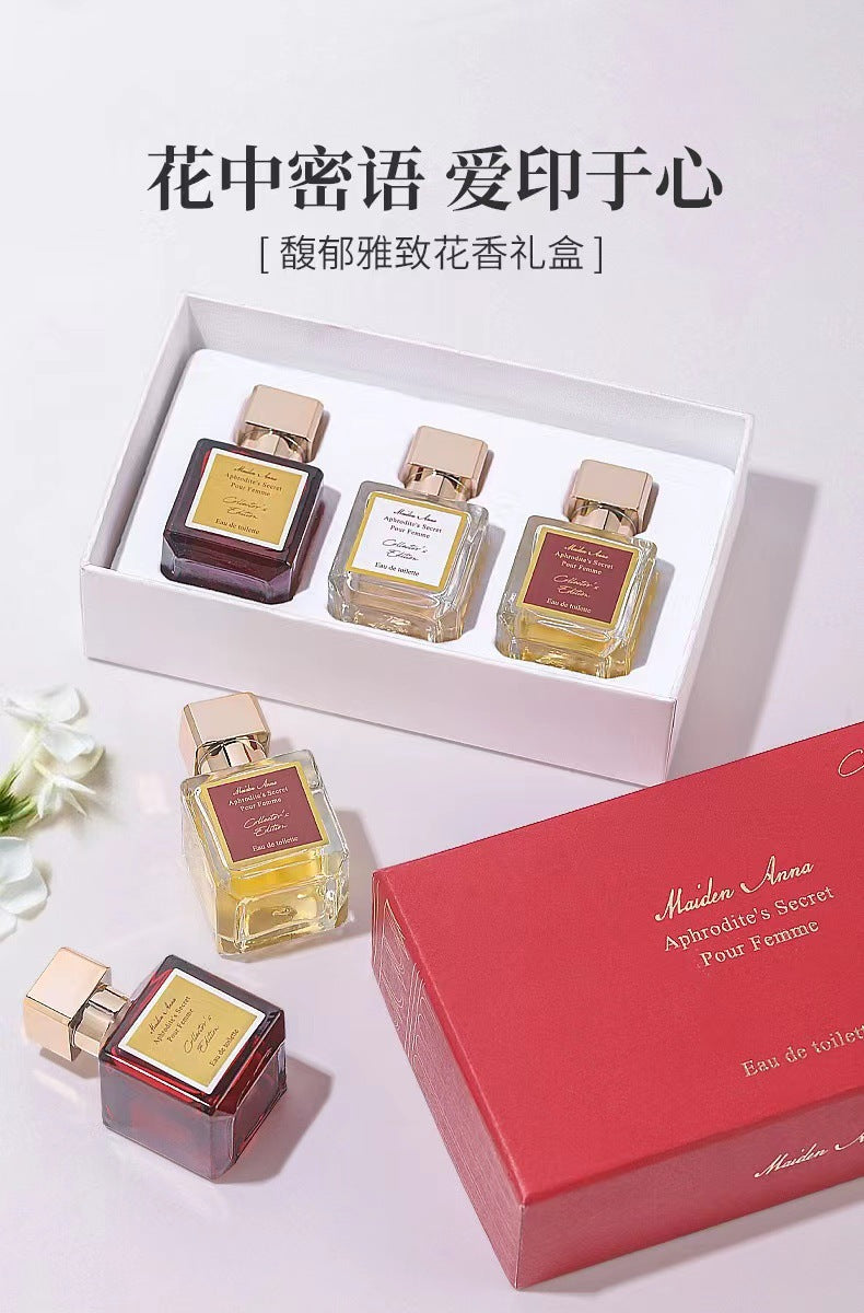 人気レッドバカラローズウードパフューム70ml（卸売）